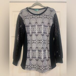 NWT Sunshine & Rodeo Boutique Black Aztec Print Long Sleeve Small Shirt.    2520